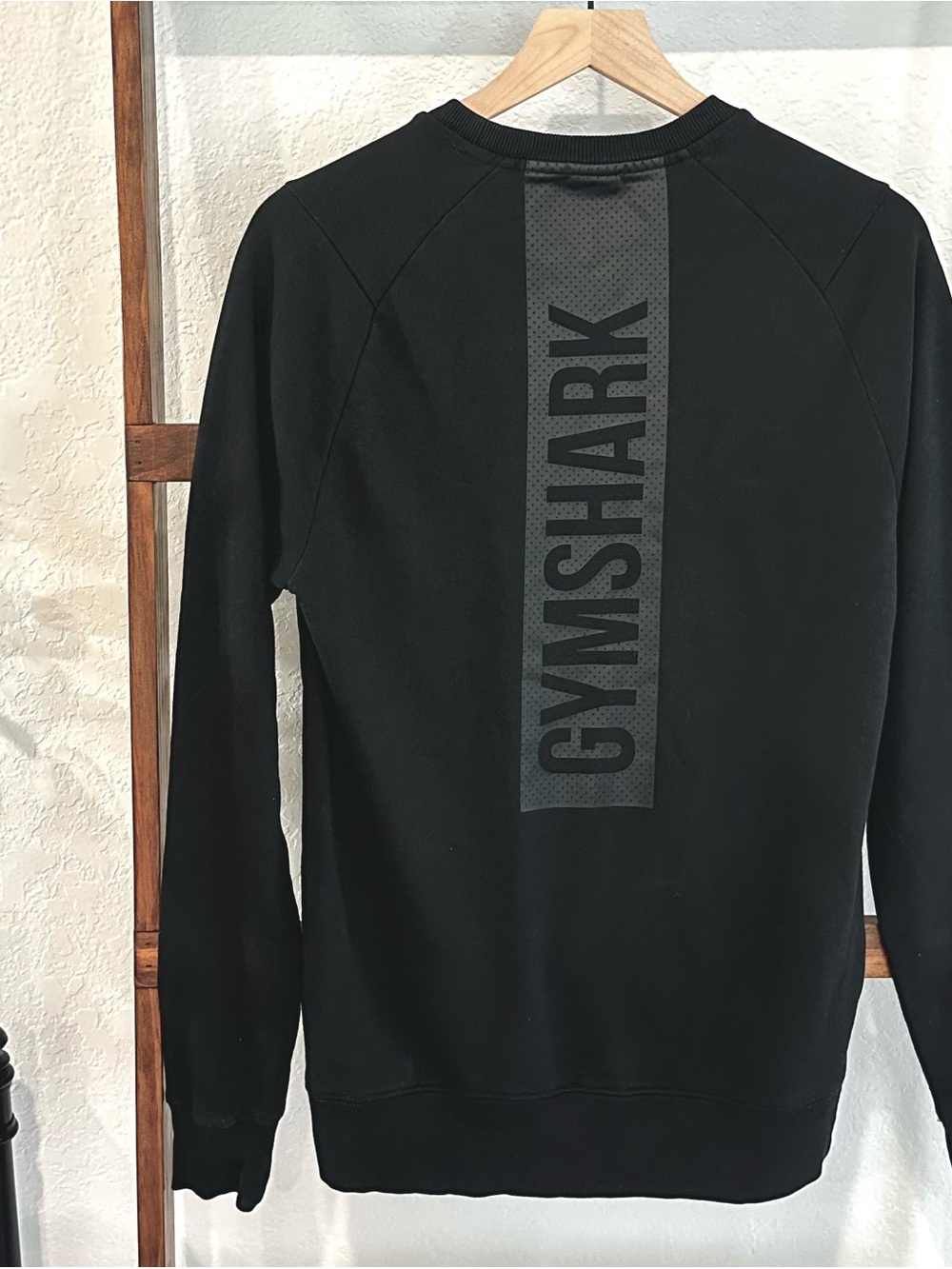 Gymshark Crest Black Crewneck Sweatshirt XS Small